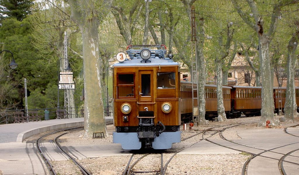 FOTO TREN 5